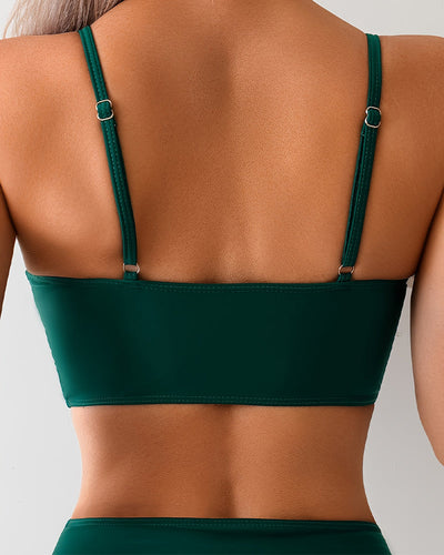 Zwei-Teiliges Triangel-Bikini mit Metallakzenten