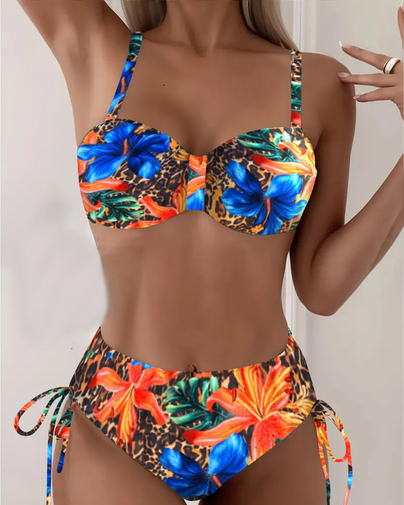 Bikini med leopard- og blomsterprint - Bralette-stil